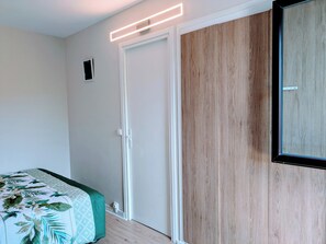 2 Schlafzimmer, Bügeleisen/Bügelbrett, kostenloses WLAN, Bettwäsche
