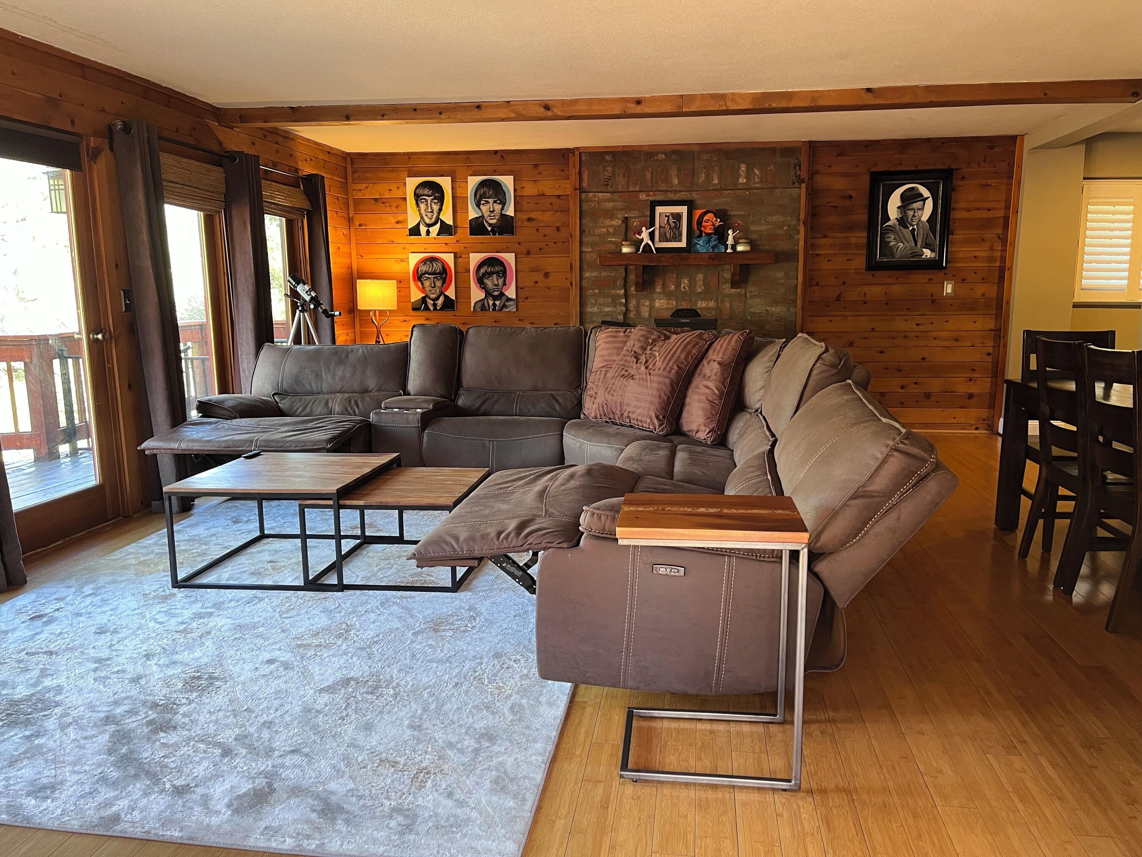 Smart TV, fireplace, video games