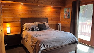 3 habitaciones, tabla de planchar con plancha, wifi y ropa de cama