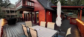 Hillside hideaway in pine mountain club
