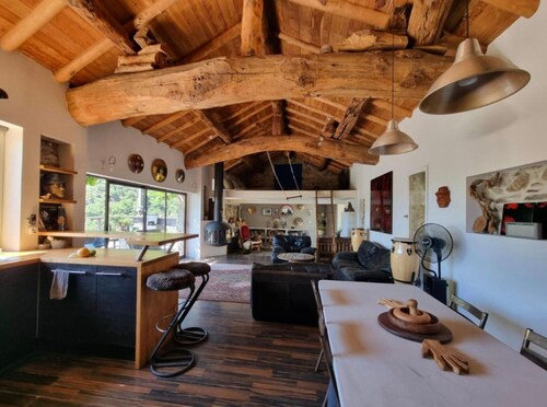 Mas Montet Chez Raphael with Shared Pool, Wi-Fi and Air Conditioning
