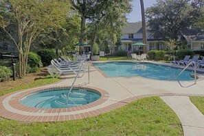 Pool - 2-bdrm condo within the exclusive Shipyard Plantation at Spinnaker Resorts (Hilton Head Island)