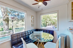 Dining - Family-friendly lakefront escape with outdoor dining, gas grill, kayaks and W/D (Lacey)