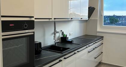 Stilvolle & Moderne Ferienwohnung in Rath Düsseldorf