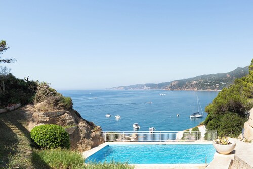 Appartement 'Senya Salvi' avec vue sur la mer, Wi-Fi et climatisation