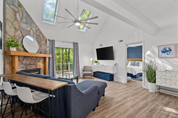 3 habitaciones, tabla de planchar con plancha y wifi gratis 