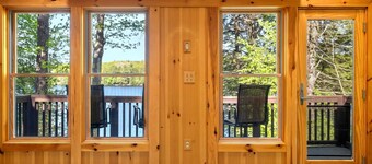 Waterfront w/ Kayak's, Sup's and Ping Pong Table!