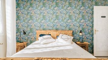 3 bedrooms, iron/ironing board