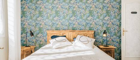 3 bedrooms, iron/ironing board