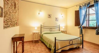 Holiday Home 'Ortensia Verde' with Shared Pool, Wi-Fi and Air Conditioning