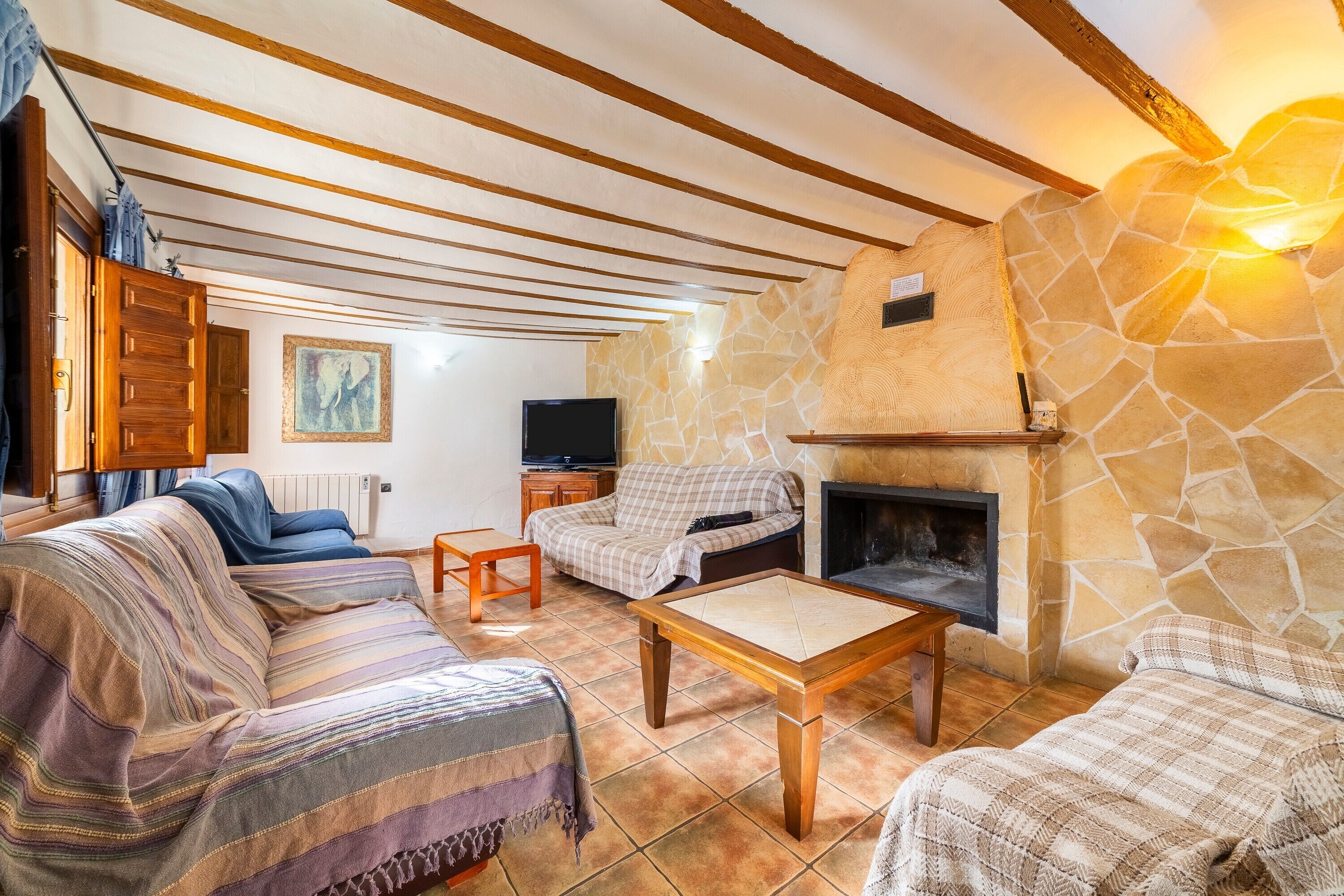 TV, peis og bordtennis