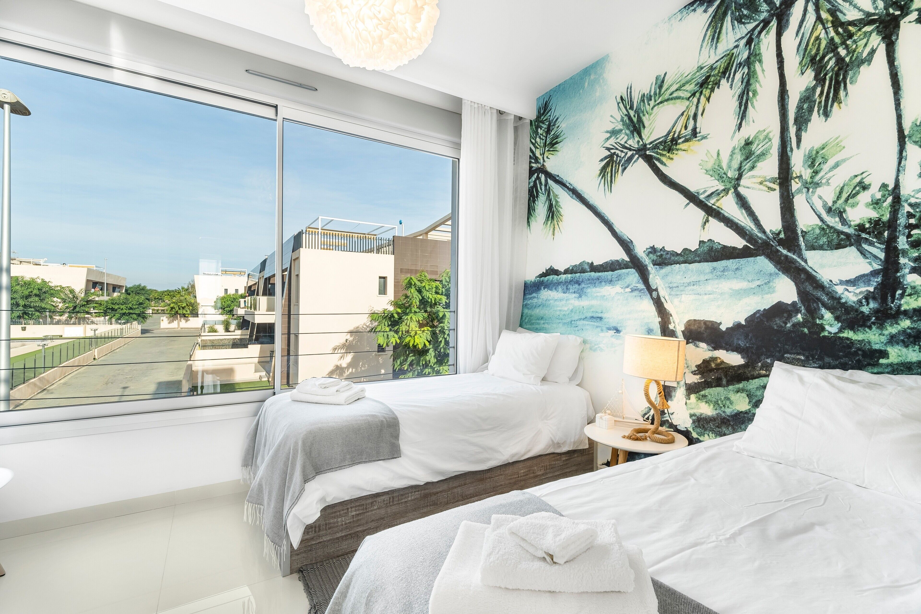 Ferros/tábuas de passar roupa, Wi-Fi de cortesia, roupa de cama