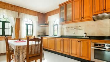 House | Private kitchen