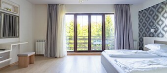 Faraway Aparthotel near Airport