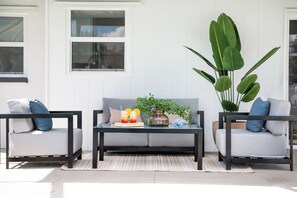 Terrace/patio - "Granada" 1.5 Miles to the Beach,10 Min to Downtown, 5th Ave, 8 Min to Mercato! (Naples)