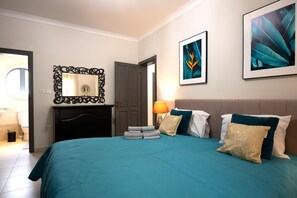 3 chambres, fer et planche à repasser, Wi-Fi gratuit, draps fournis