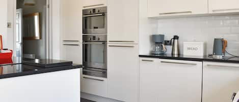 Geschirrspüler, Hochstuhl