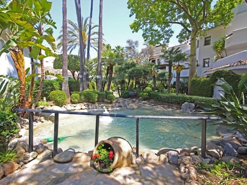 Coastal Getaway With Pool