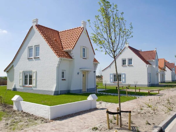Villa In Cadzand-bad Near North Sea Beach - Knokke-Heist