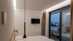Ảnh chưa phân loại, 5 trong số 6 ảnh, nút