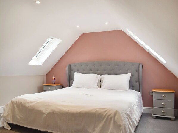 2 chambres, Wi-Fi gratuit, draps fournis
