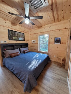 2 dormitorios, escritorio, tabla de planchar con plancha y wifi gratis