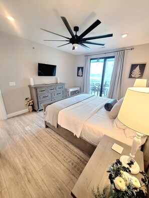 3 bedrooms, desk, free WiFi, bed sheets