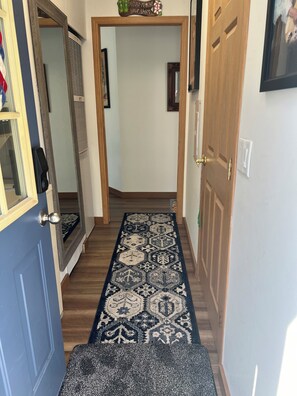 Interior - Cozy 2-bedroom lake house with rock and roll theme , on the water. (White pigeon)