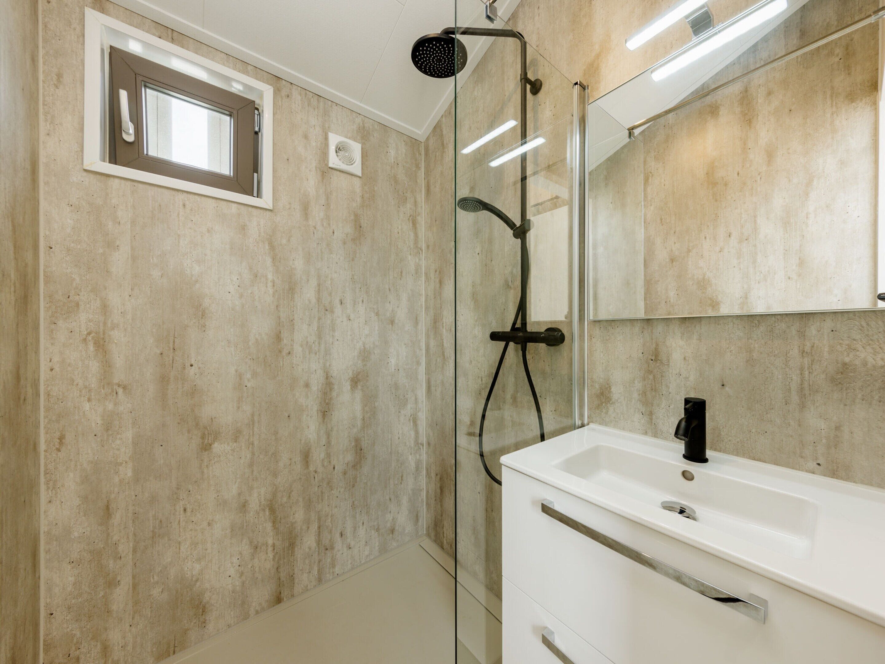Chalet | Bathroom