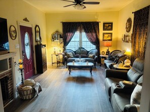 スマートテレビ、PC モニター