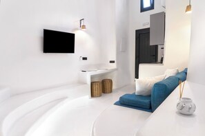 Living area - Art and Sky (Santorini)