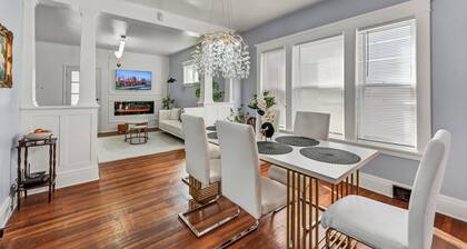 Niagara RiversideView 2King Arcade GameRoom WiFi FreeParkng Office Sleep 10