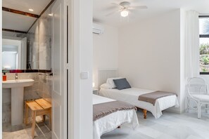 2 Schlafzimmer, Bügeleisen/Bügelbrett, kostenloses WLAN, Bettwäsche