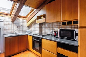 Leilighet | Eget kjøkken | Vannkoker og spisebord