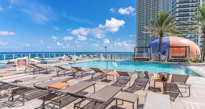 Luxe Condo Oceanview on the 24th Floor