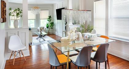 Niagara RiversideView Balcony GameRoom WiFi Free Parking King bed Crib sleep 9