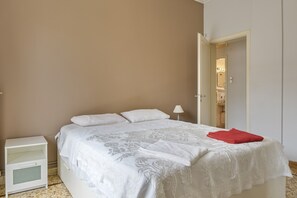 2 bedrooms, iron/ironing board, free WiFi, bed sheets - Apartment 'Family, Enjoy Athens, Apt 90 Cm' with Private Garden, Wi-Fi and Air Conditioning (Athina)