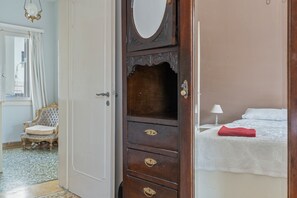 2 soverom, strykejern/-brett, wi-fi (inkludert) og sengetøy