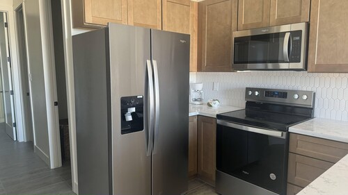 BRAND NEW PRIVATE CLEAN QUIET Casita in Waddell country living next to city life