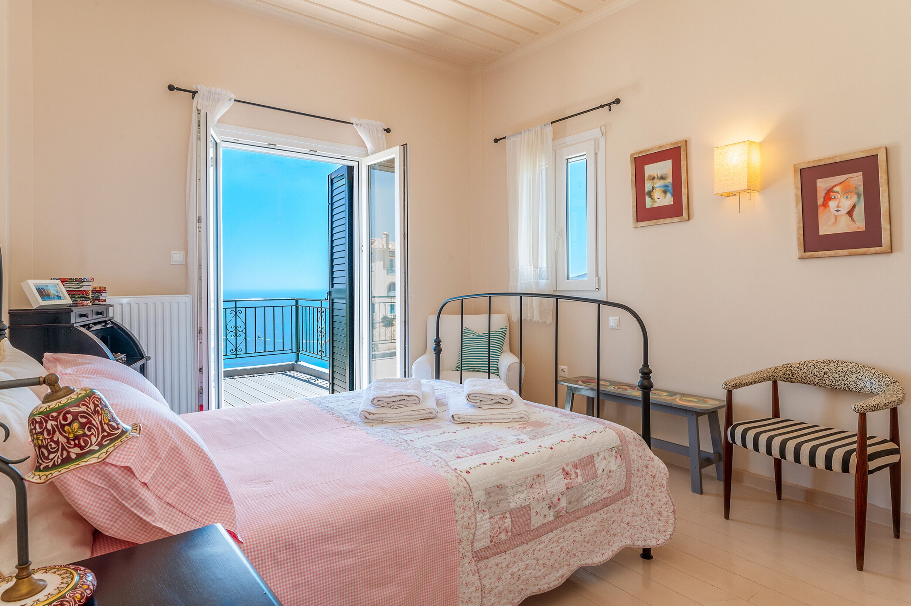 4 habitaciones, tabla de planchar con plancha y wifi gratis 