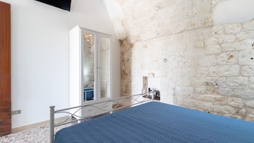 1 camera, ferro/asse da stiro, Wi-Fi gratuito, lenzuola