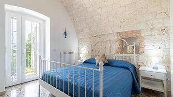 1 chambre, fer et planche Ă  repasser, Wi-Fi gratuit, draps fournis