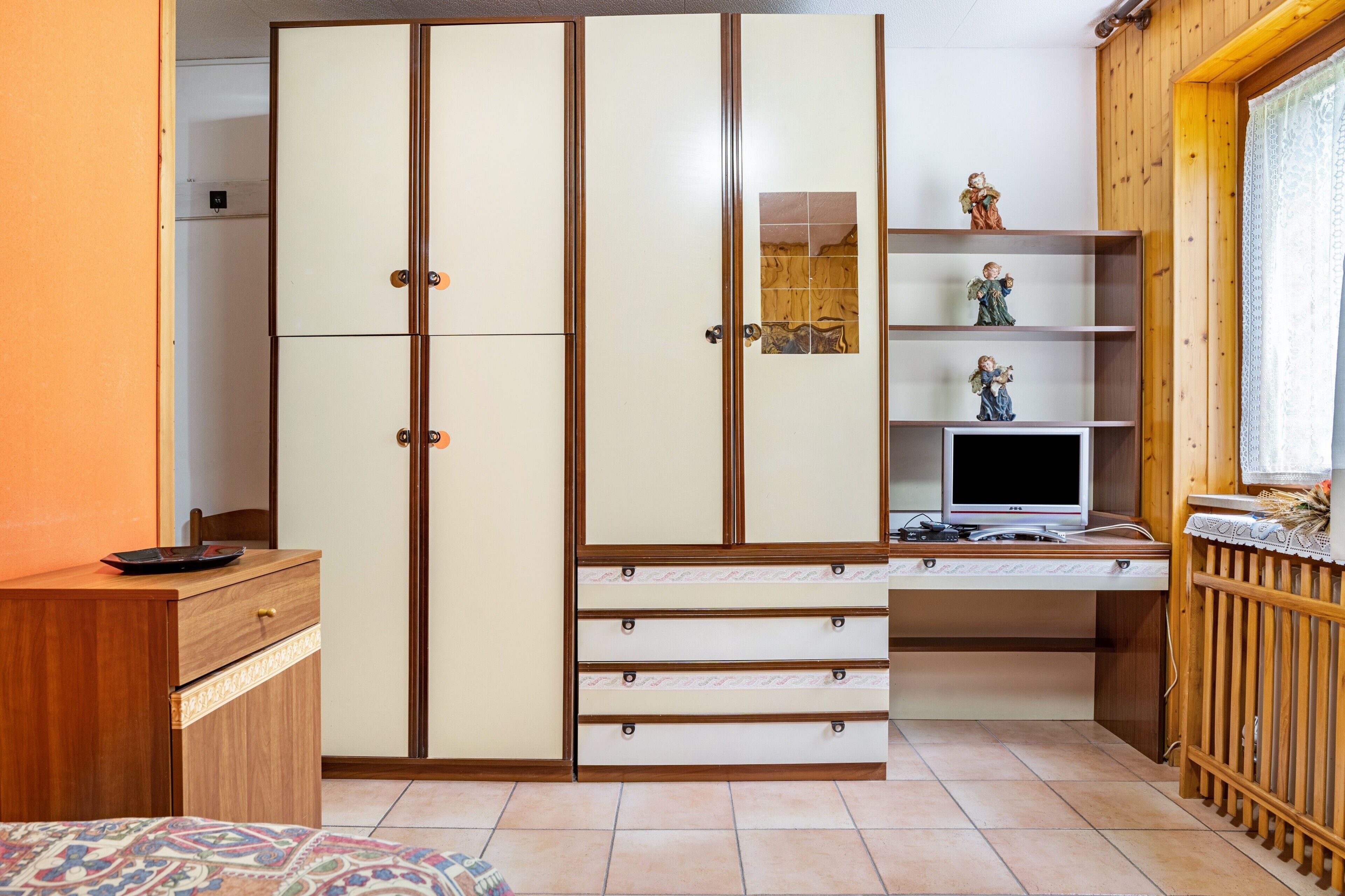 3 室のベッドルーム、ベッドシーツ