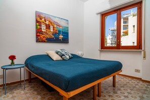 1 Schlafzimmer, Bügeleisen/Bügelbrett, Bettwäsche