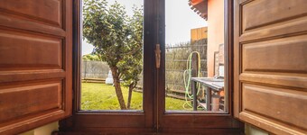 Country House 'La Casina' with Mountain Views and Private Garden