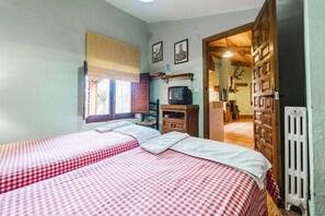 1 chambre, literie fournie