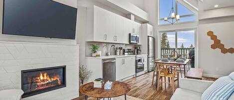 TV, fireplace, offices