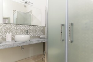 Apartment | Bathroom - Terrazza GiuMaSe by Wonderful Italy (Ostuni)