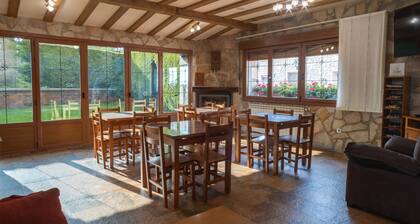 Country House 'Legaire Etxea' with Mountain View, Private Garden and Wi-Fi