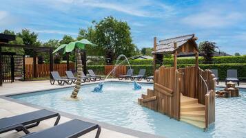 Chalet | Pool | Outdoor pool